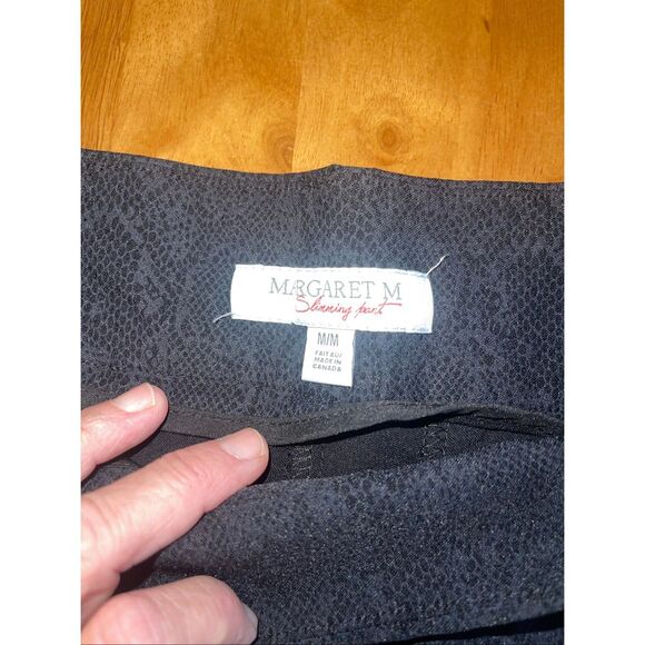 Margaret M Slimming Pant Pull On Black snake print Casual Career Womens Size M - Picture 5 of 8